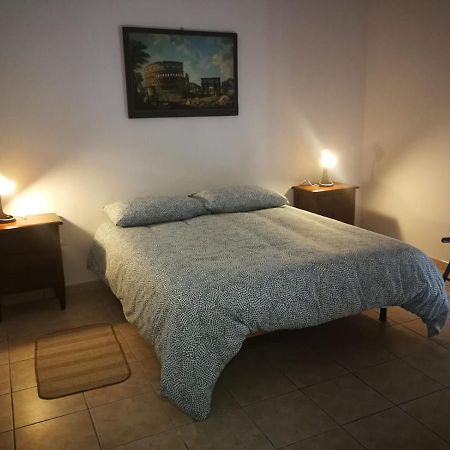 Bed and Breakfast Mary Rose Castel Volturno Exterior foto