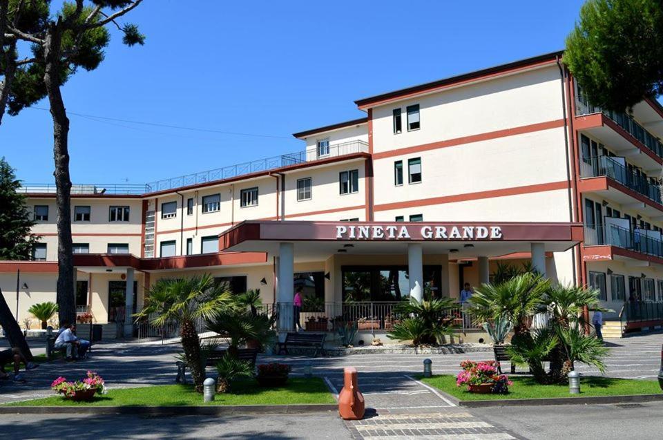 Bed and Breakfast Mary Rose Castel Volturno Exterior foto